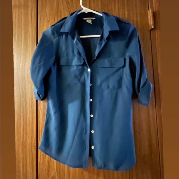 H&M 2 for 1 Button down shirts - Picture 3 of 5